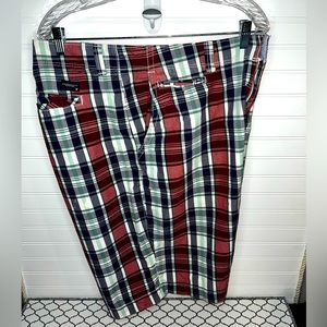 Men’s American Eagle Big and Tall  Plaid Long Board Shorts🏖️  Men’s Size: 42